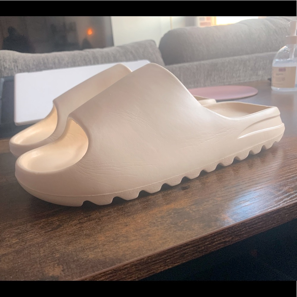adidas YEEZY Slide “Bone” sz.12